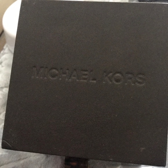 Michael Kors watch - Picture 4 of 4